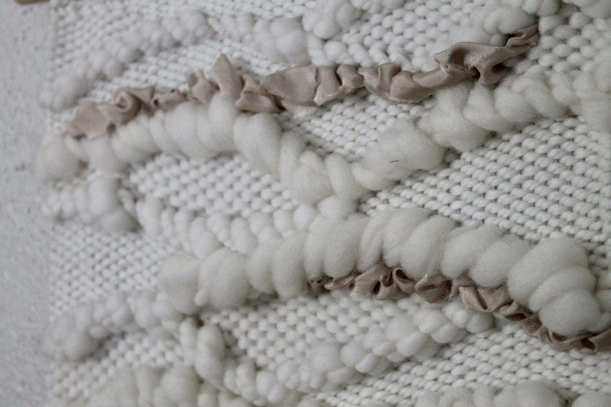 Silk woven wall hanging | wall art | weaving | woven tapestry | wall decor | wall tapestry | home decor | tapestry