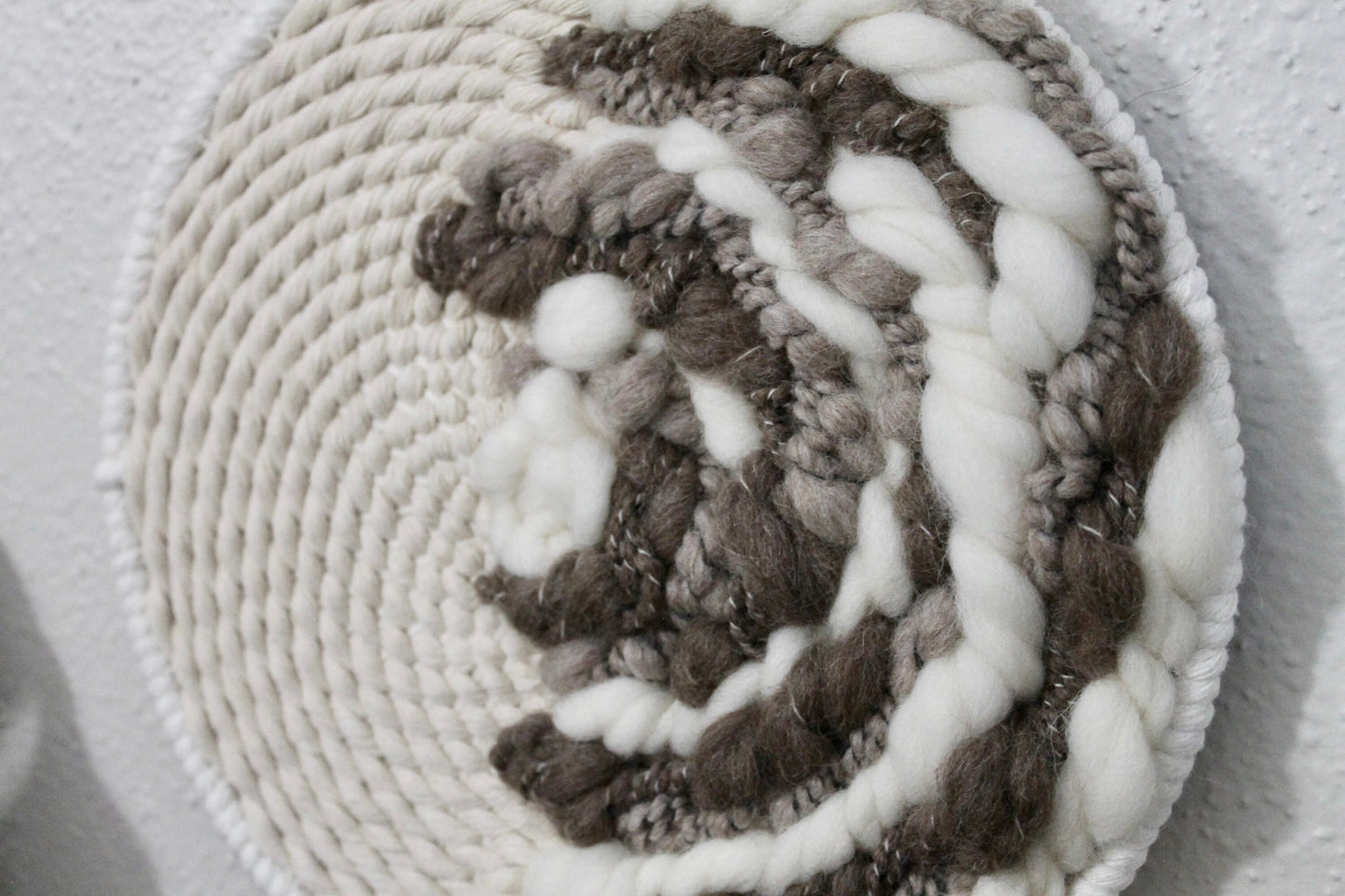Neutral round woven wall hanging | wall art | weaving | woven tapestry | wall decor | wall tapestry | home decor | tapestry