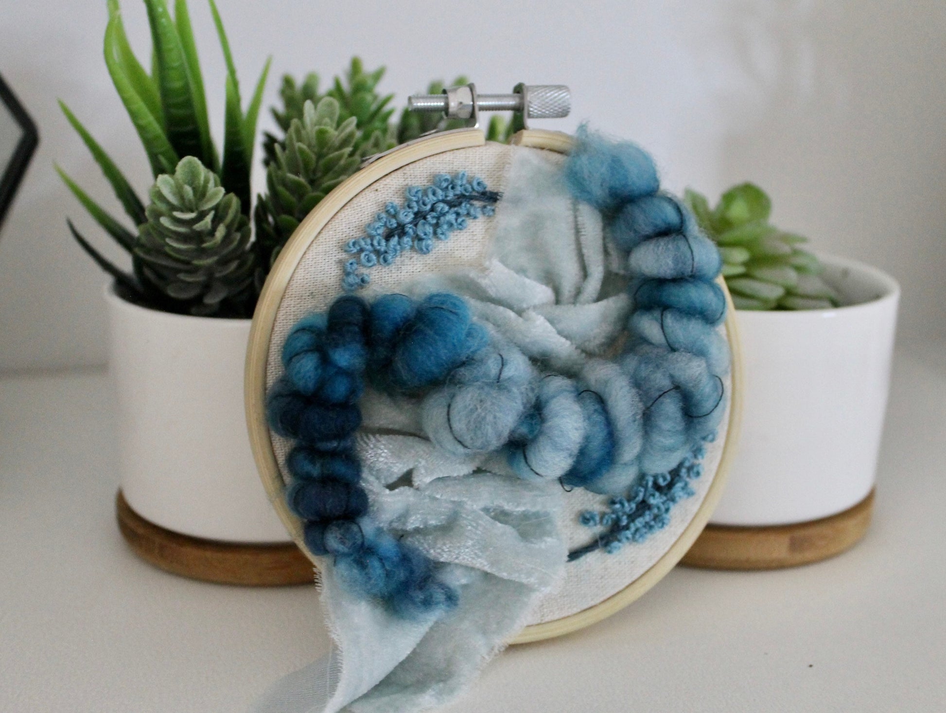 Mini blue embroidery | embroidery hoop | foil embroidery | diy | gift idea | flower embroidery