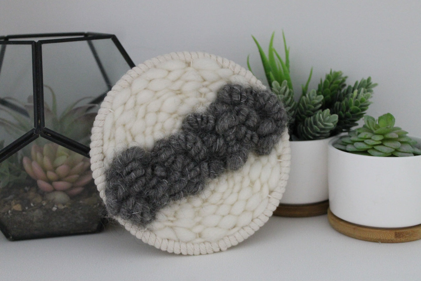 Round woven wall hanging | wall art | weaving | woven tapestry | wall decor | wall tapestry | home decor | tapestry