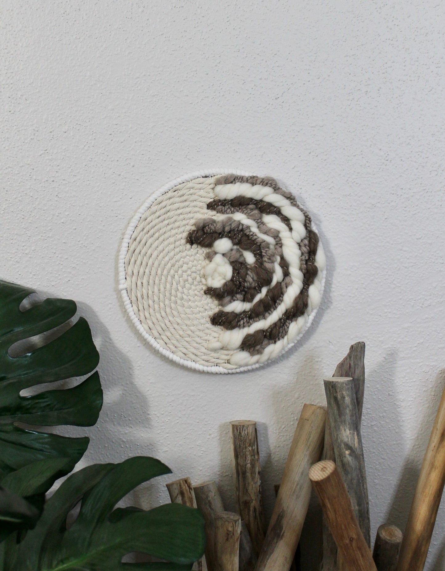 Neutral round woven wall hanging | wall art | weaving | woven tapestry | wall decor | wall tapestry | home decor | tapestry