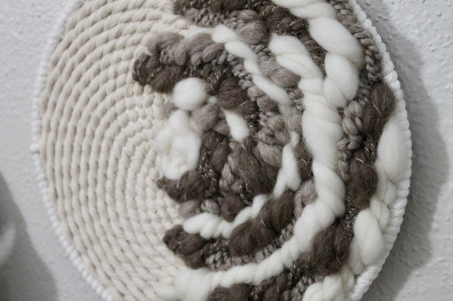 Neutral round woven wall hanging | wall art | weaving | woven tapestry | wall decor | wall tapestry | home decor | tapestry