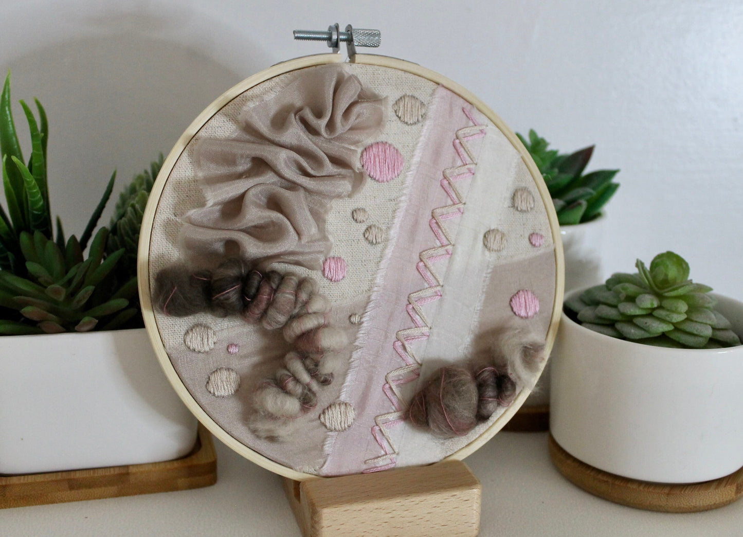 Pink and brown abstract embroidery | neutral | embroidery hoop | foil embroidery | diy | gift idea