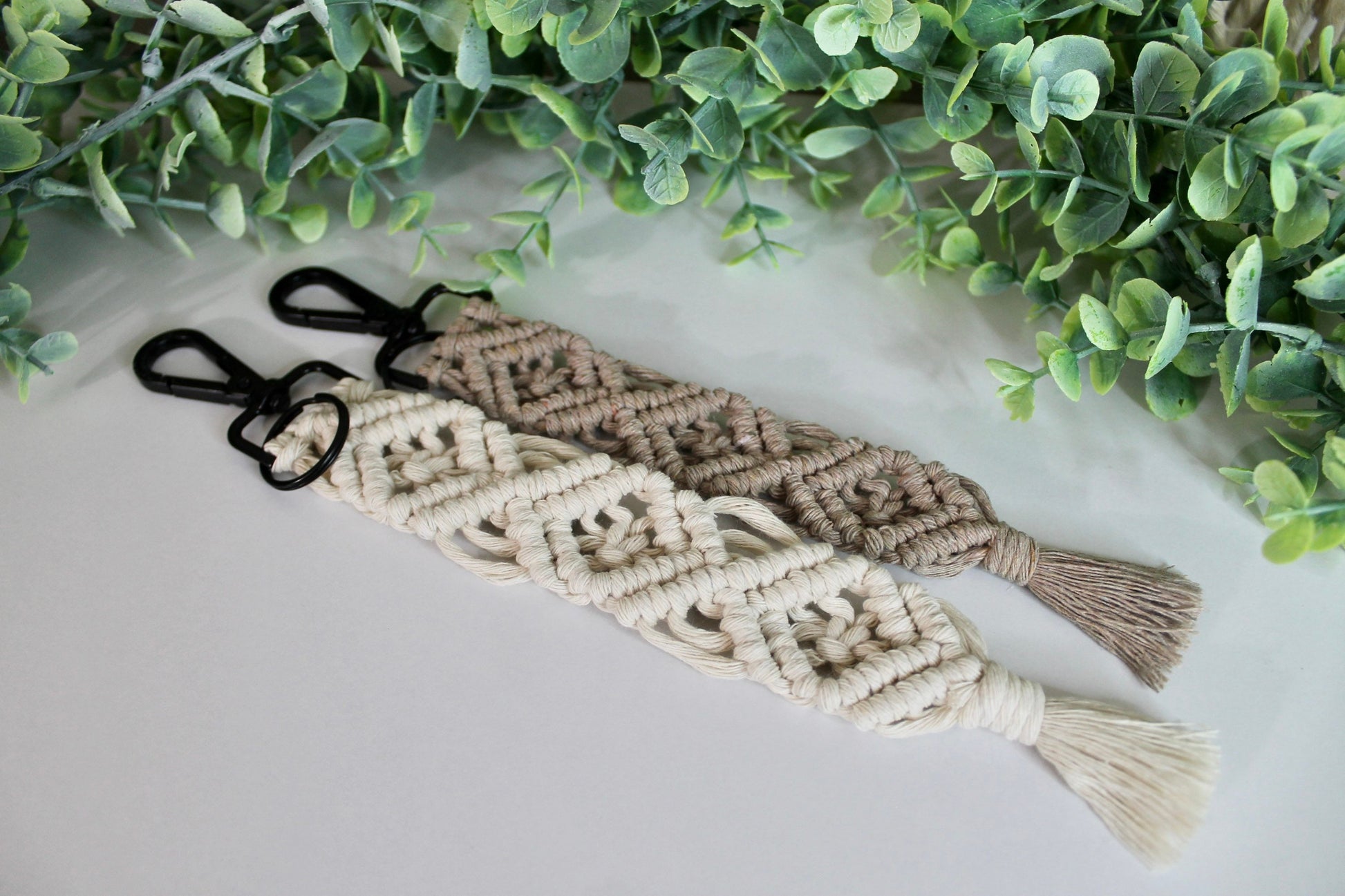Macrame keychain with clip | boho | accessory | modern macrame | woven keychain | custom | gift idea | birthday