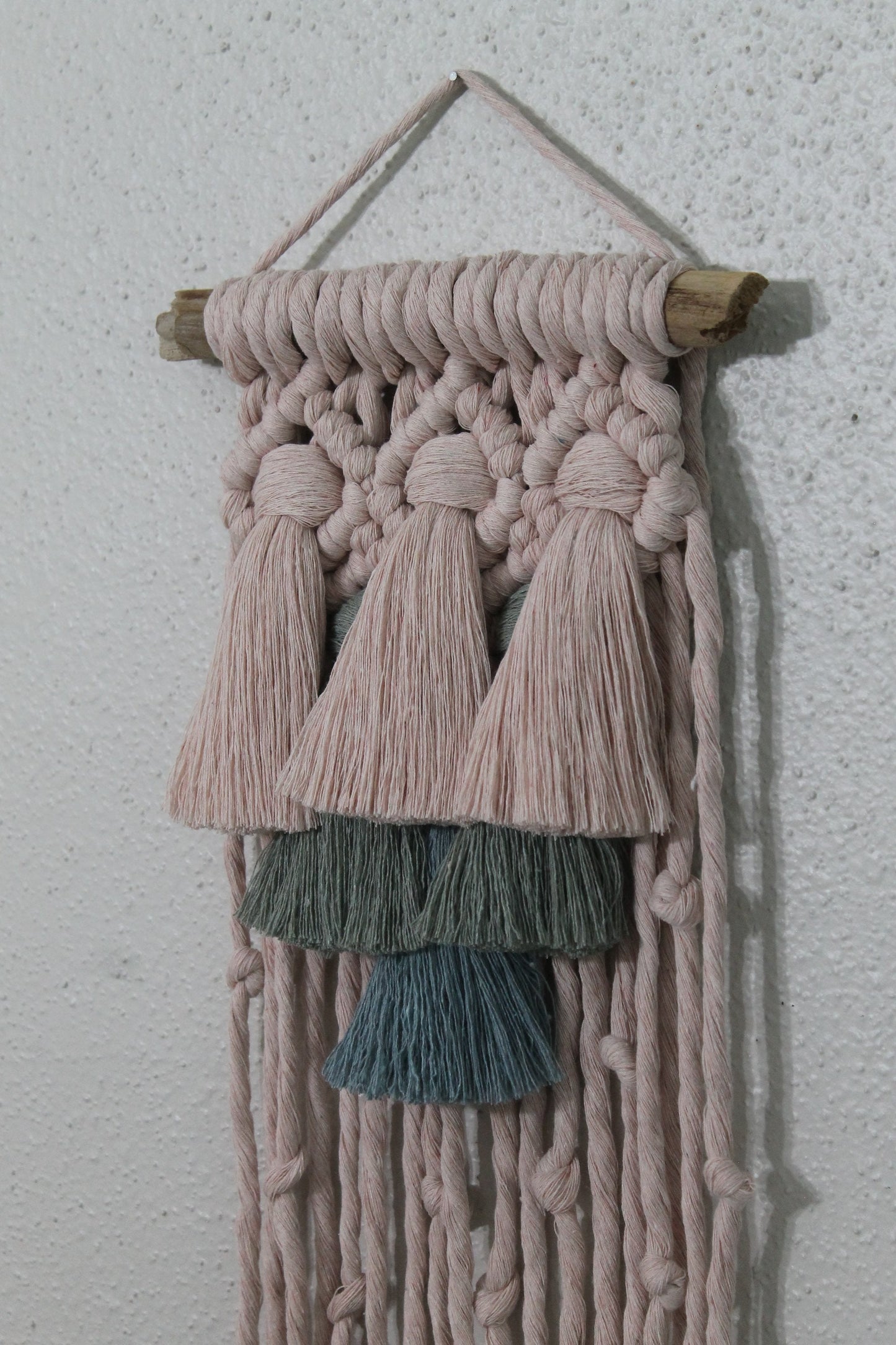 Small gradient tassel macrame wall hanging | wall art | boho | wall decor | wall tapestry | home decor