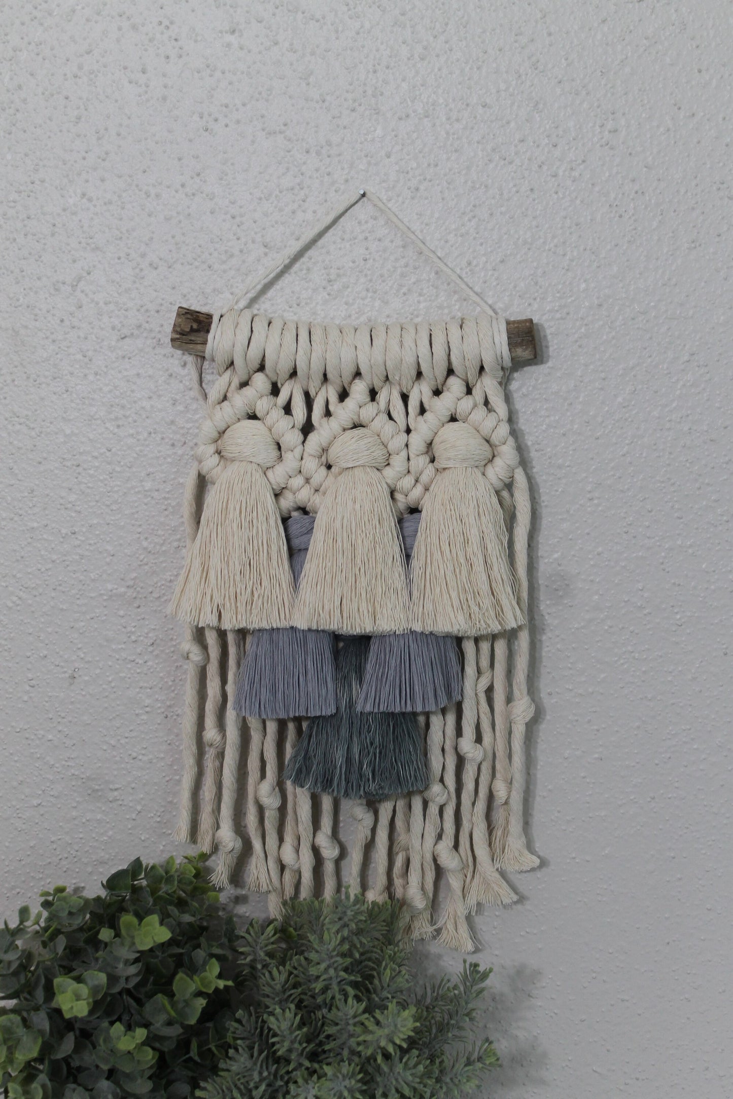 Small gradient tassel macrame wall hanging | wall art | boho | wall decor | wall tapestry | home decor