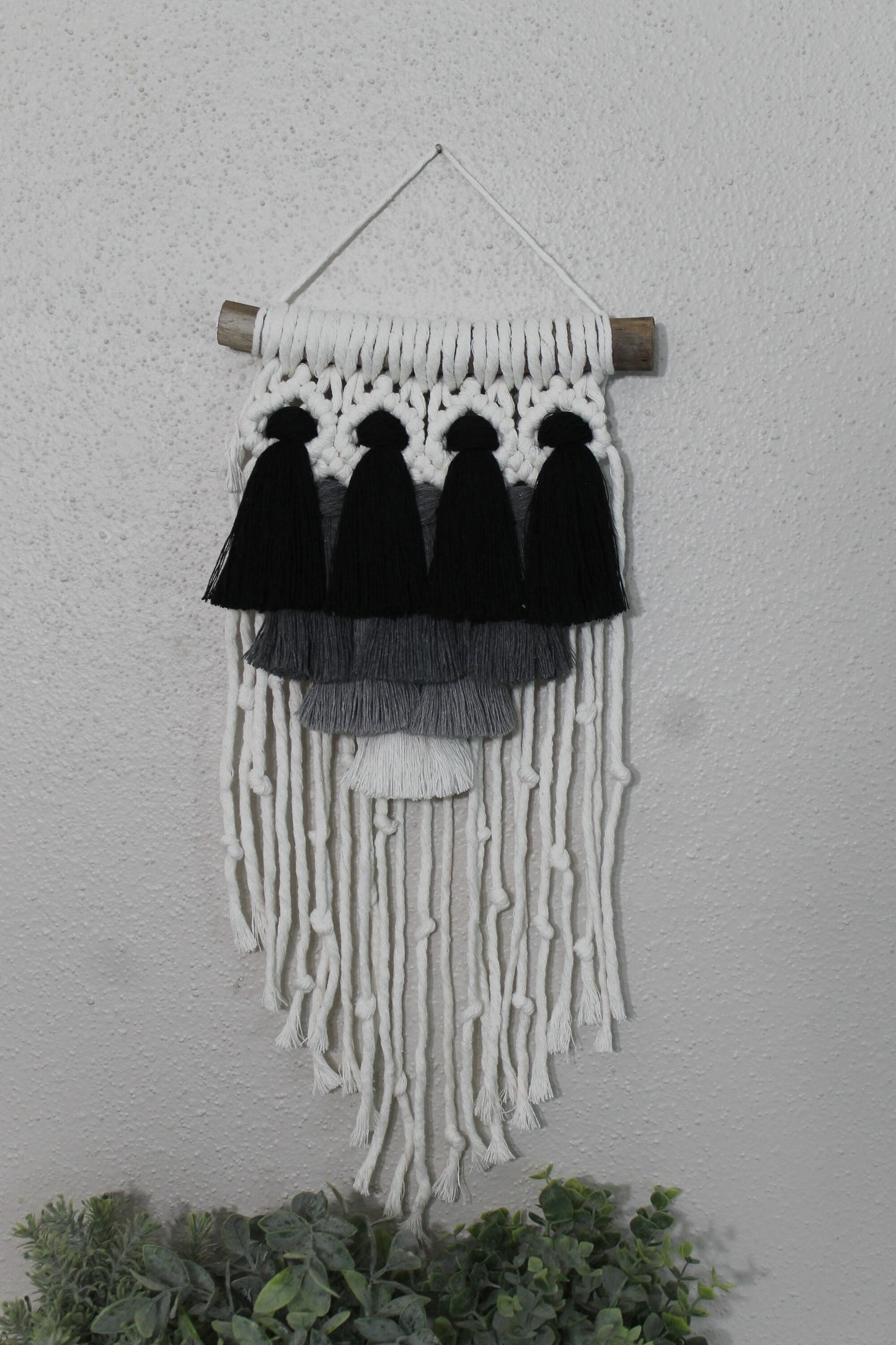 Small gradient tassel macrame wall hanging | wall art | boho | wall decor | wall tapestry | home decor