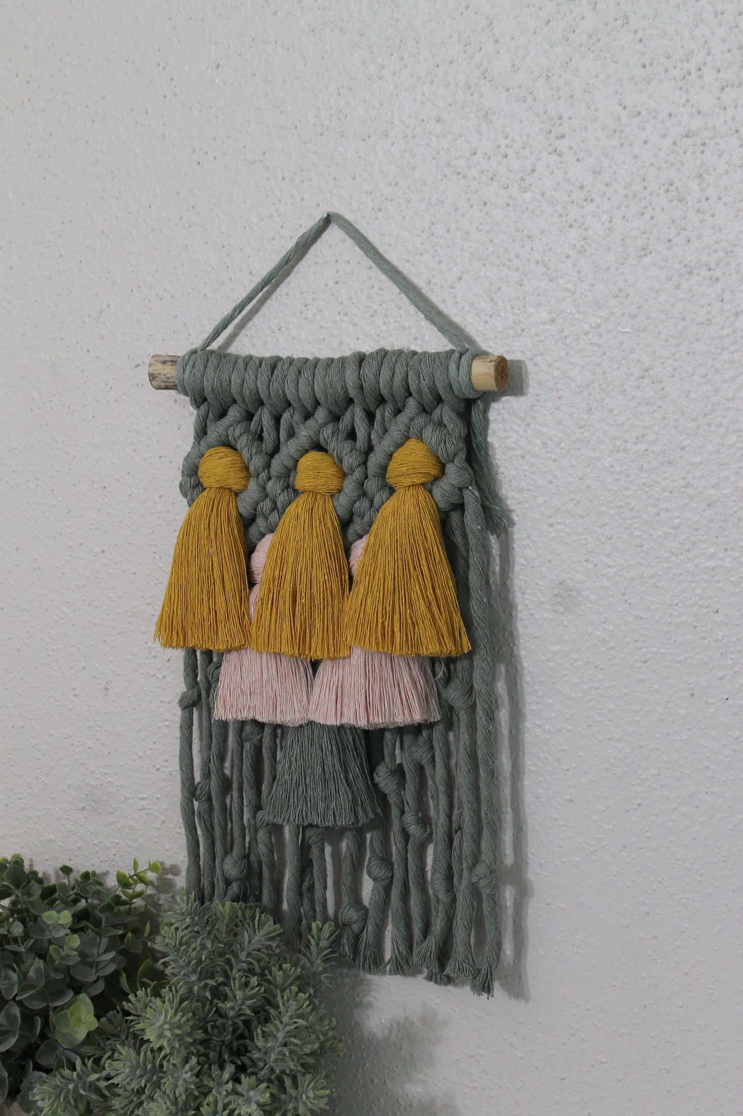 Small gradient tassel macrame wall hanging | wall art | boho | wall decor | wall tapestry | home decor