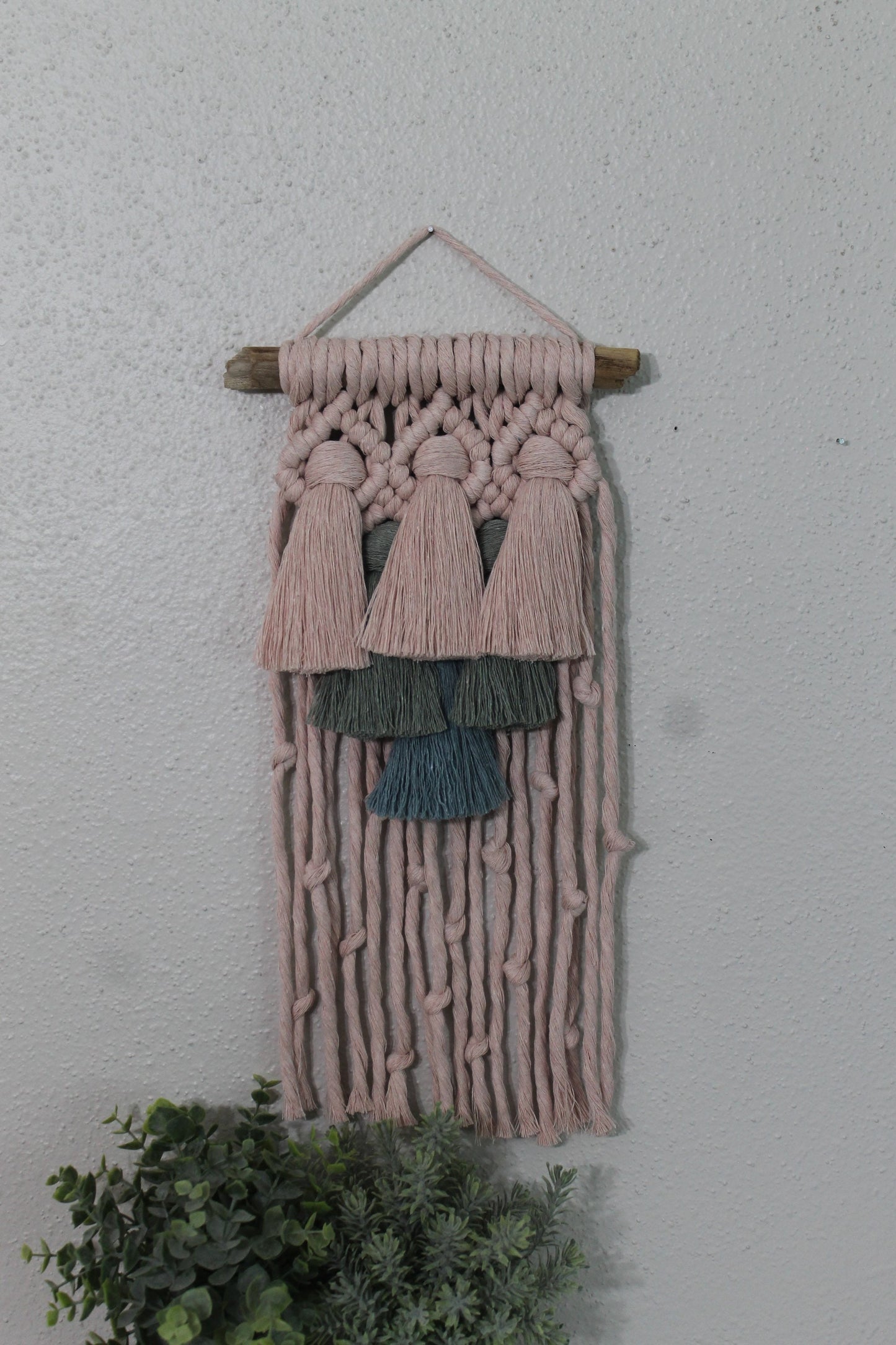 Small gradient tassel macrame wall hanging | wall art | boho | wall decor | wall tapestry | home decor