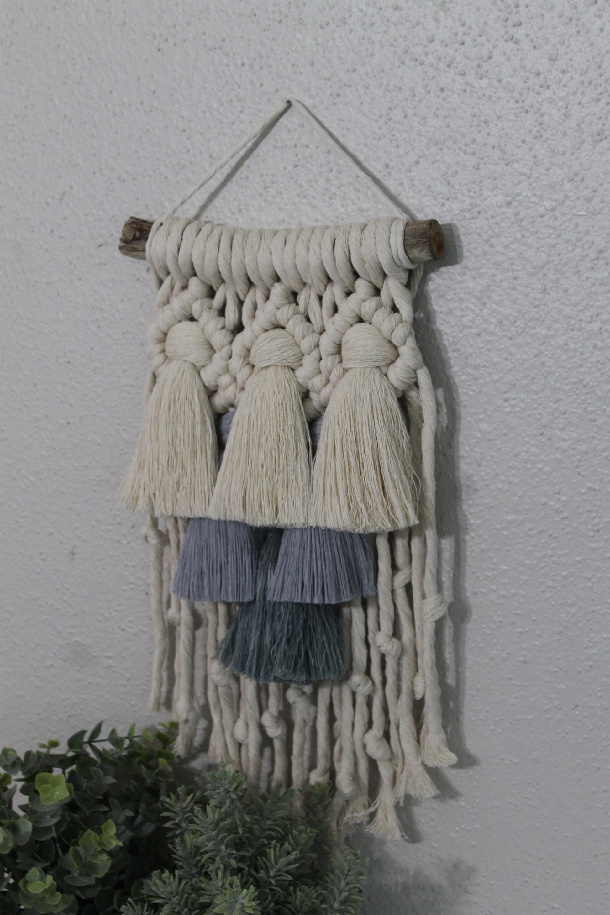 Small gradient tassel macrame wall hanging | wall art | boho | wall decor | wall tapestry | home decor