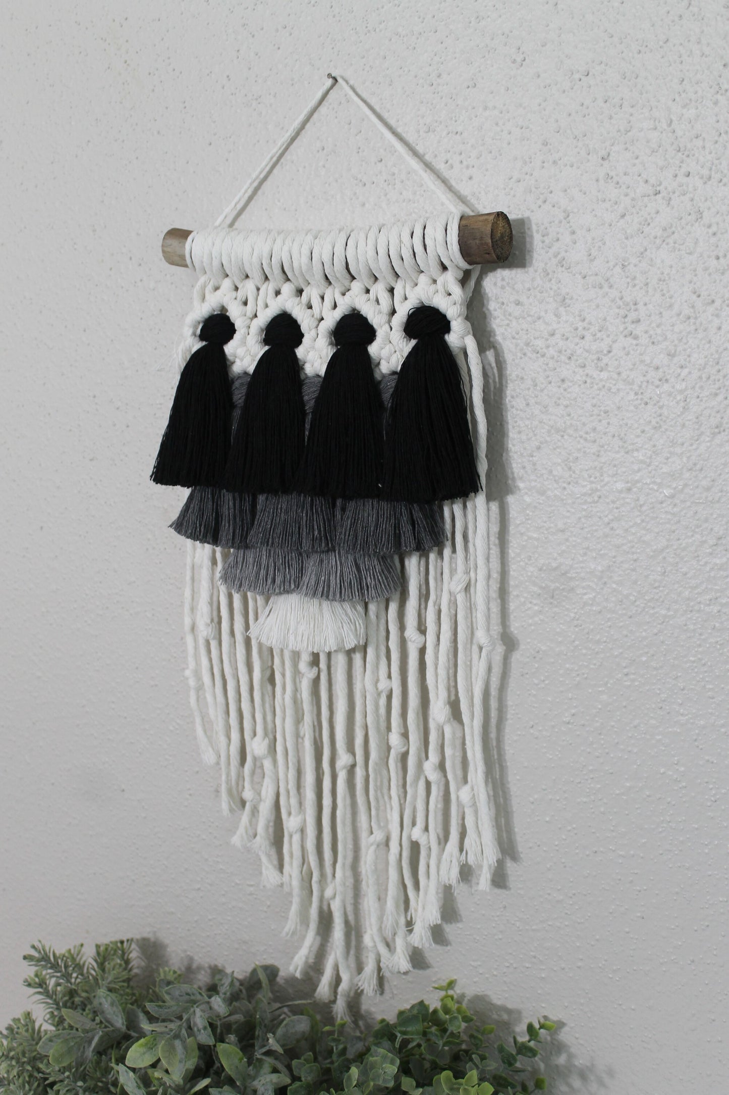 Small gradient tassel macrame wall hanging | wall art | boho | wall decor | wall tapestry | home decor