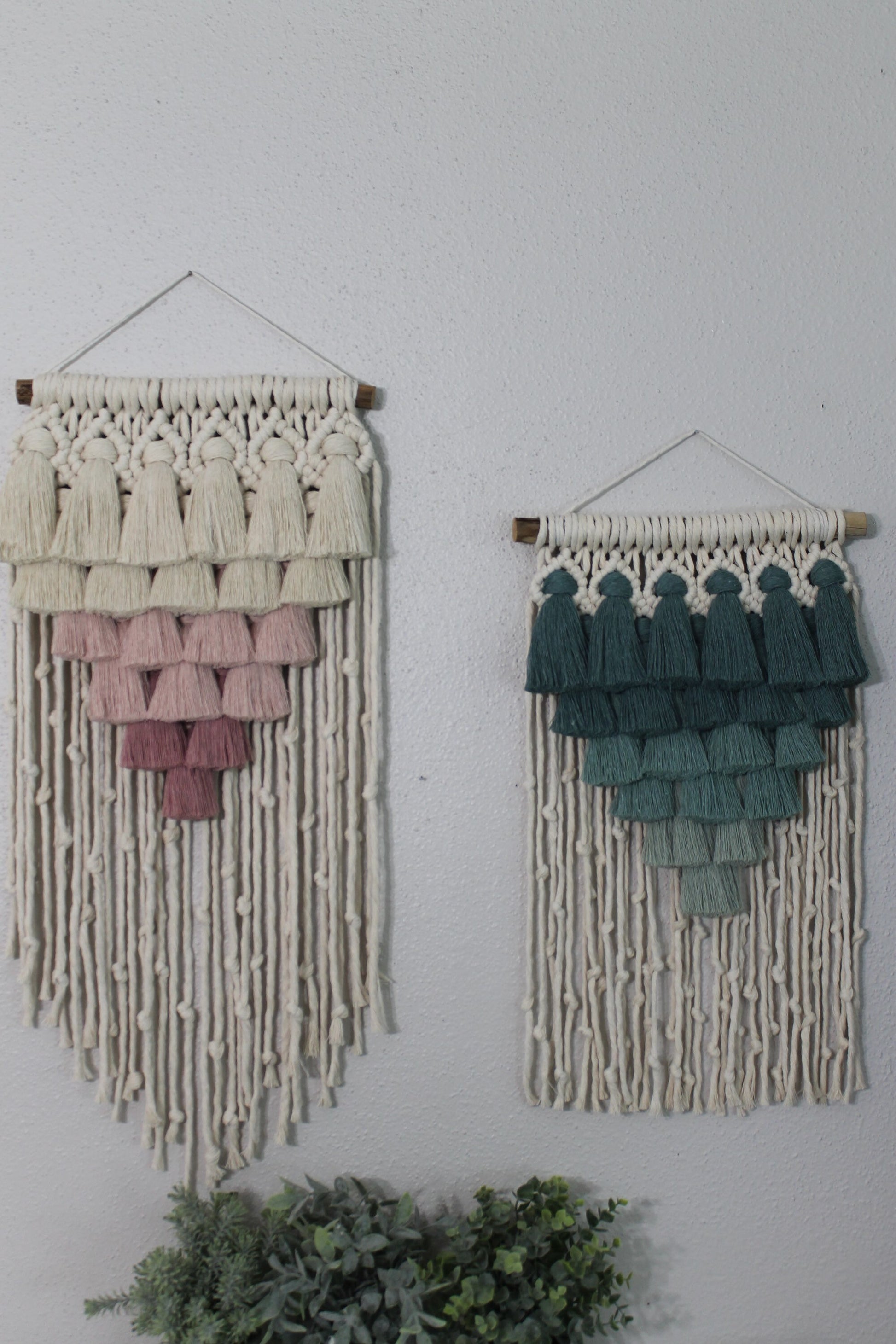 Small gradient tassel macrame wall hanging | wall art | boho | wall decor | wall tapestry | home decor