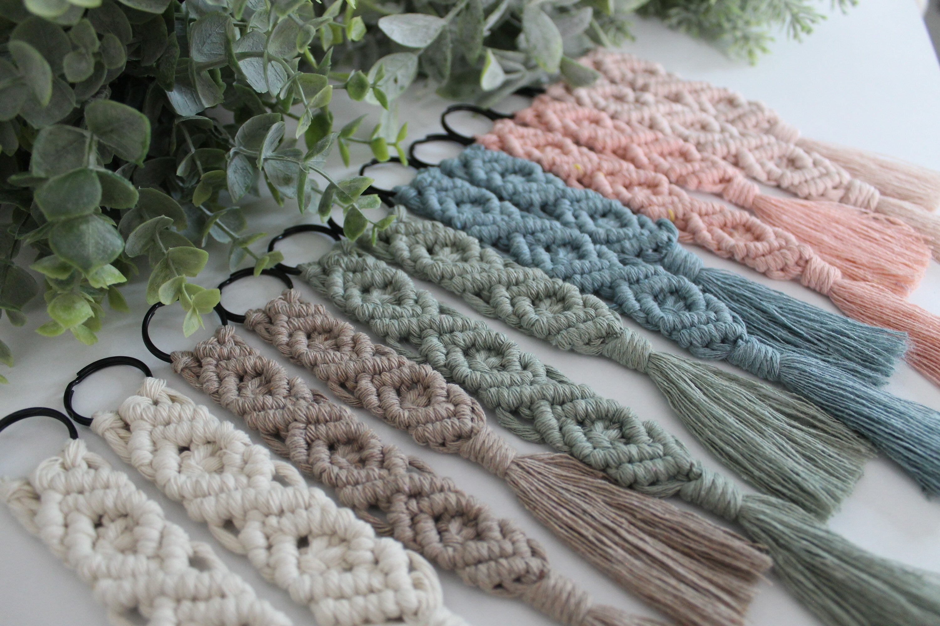 Macrame keychain | boho | accessory | modern macrame | woven