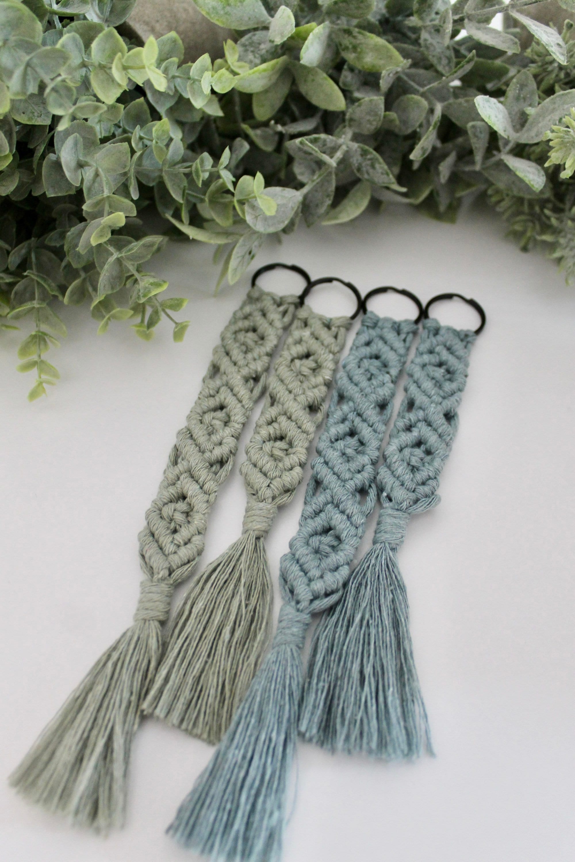 Macrame keychain | boho | accessory | modern macrame | woven Macrame keychain | boho | accessory | modern macrame | woven