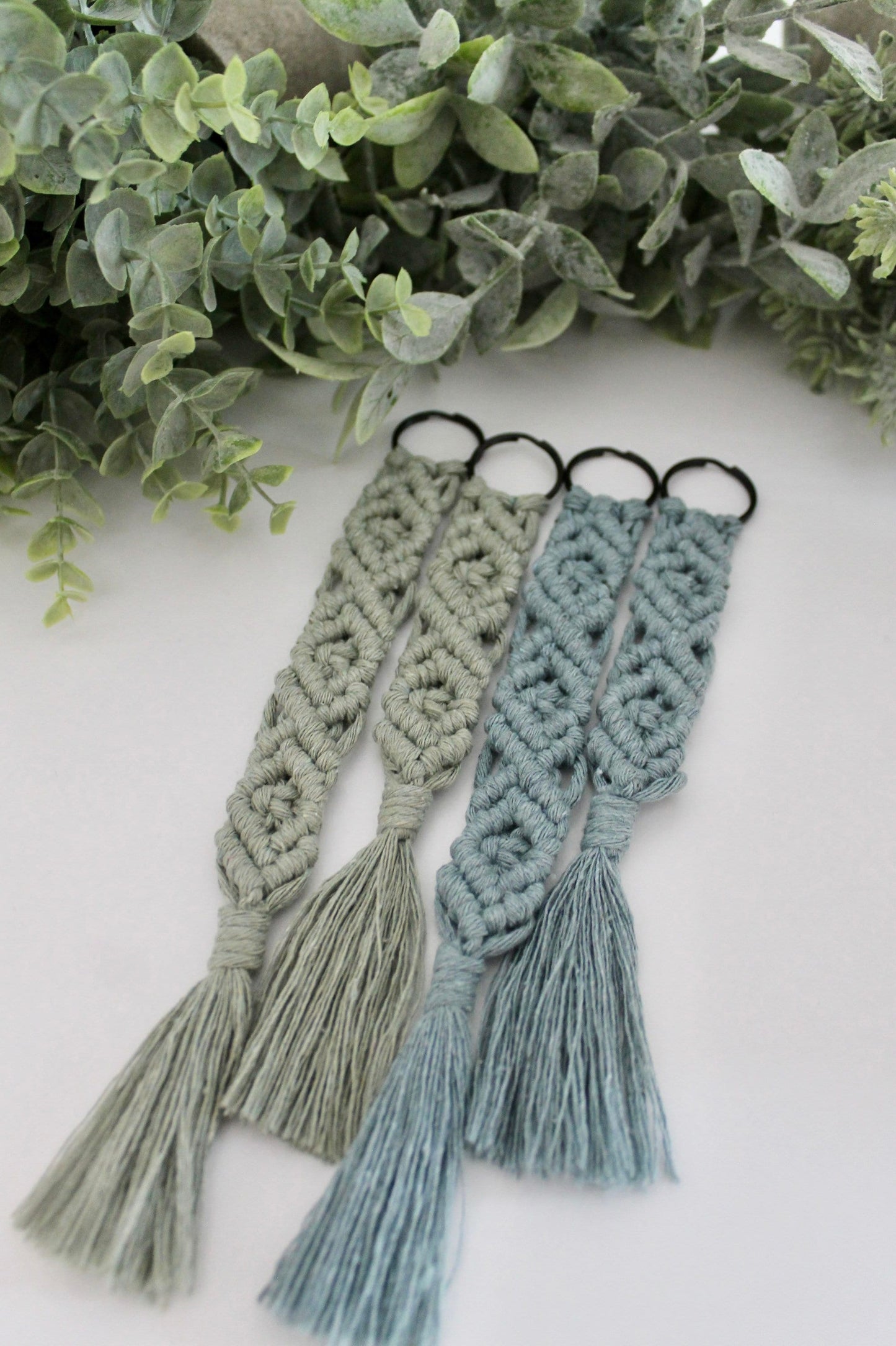 Macrame keychain | boho | accessory | modern macrame | woven keychain | custom | gift idea | birthday | key ring